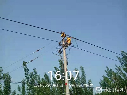 2021年5月20—21日淄博高青1OkV線路遷改！帶電拆、打火現(xiàn)場。
