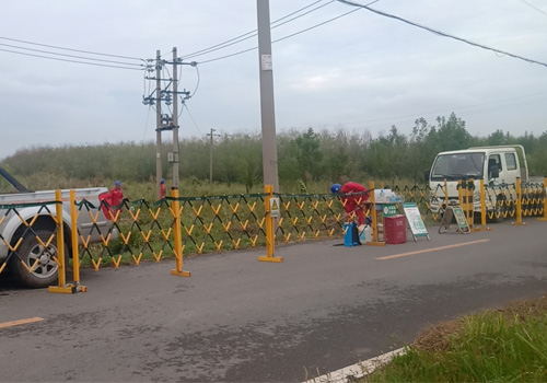 2021年9月17日，東營方大電力工程有限責任公司東營區(qū)分公司秋檢華昌段施工現(xiàn)場